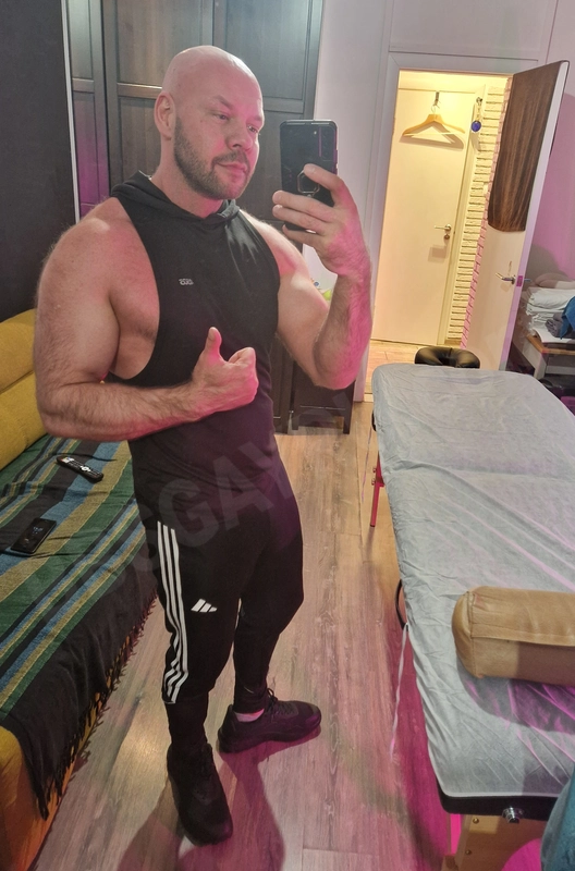 Denis00004636203