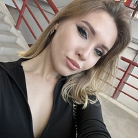 Angelina6473883